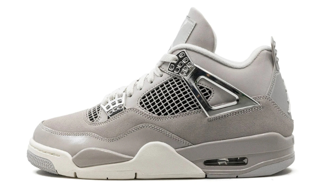 Air Jordan 4 Retro Frozen Moments
