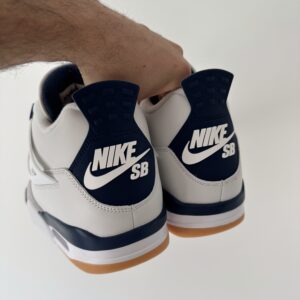 Air Jordan 4 Retro SB Navy