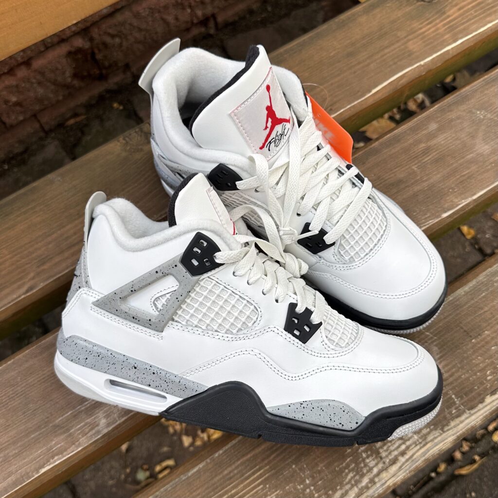 Air Jordan 4 Retro White Cement (2025)