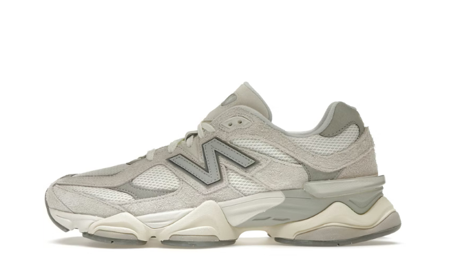 New Balance 9060 Moonbeam Sea Salt