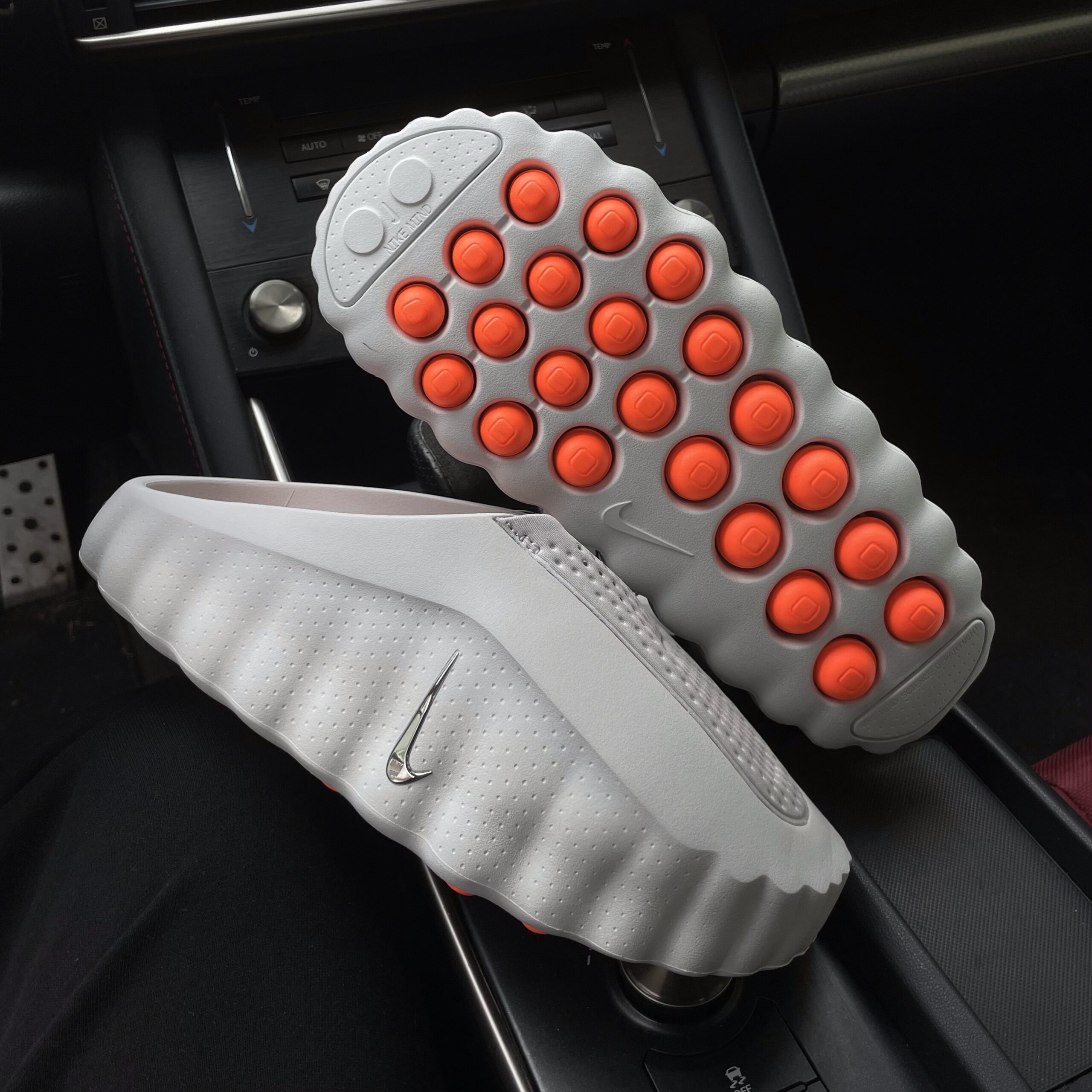 Nike Mind 001 Slide Light Smoke Grey