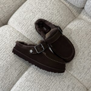 UGG Goldenstar Evelina Clog Burnt Cedar