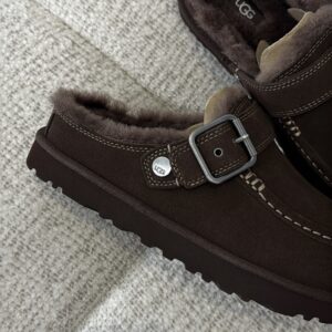 UGG Goldenstar Evelina Clog Burnt Cedar