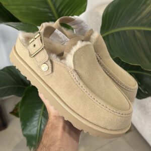 UGG Goldenstar Evelina Clog Sand Castle